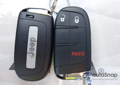 2018 Jeep Compass Sport Fwd из США, поврежденный, VIN 3C4NJCAB5JT489293